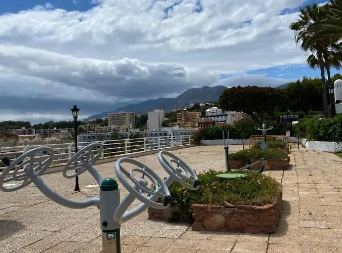 Playa La Carihuela Apartment *